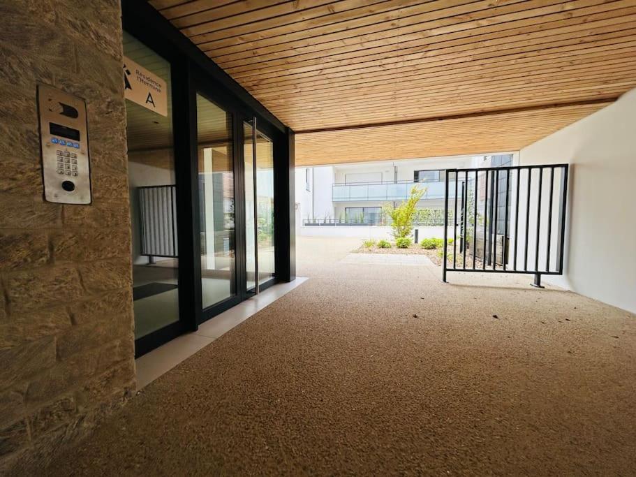 L'Hermine Terrasse Et Parking, 500 Plage Concarneau Zewnętrze zdjęcie